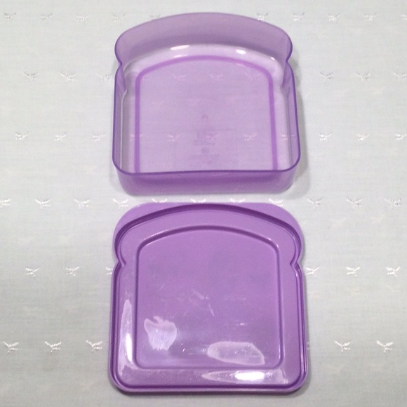 Disney Plastic Sandwich Holder Ready to be a Princess Lavender - Picture 4 of 4